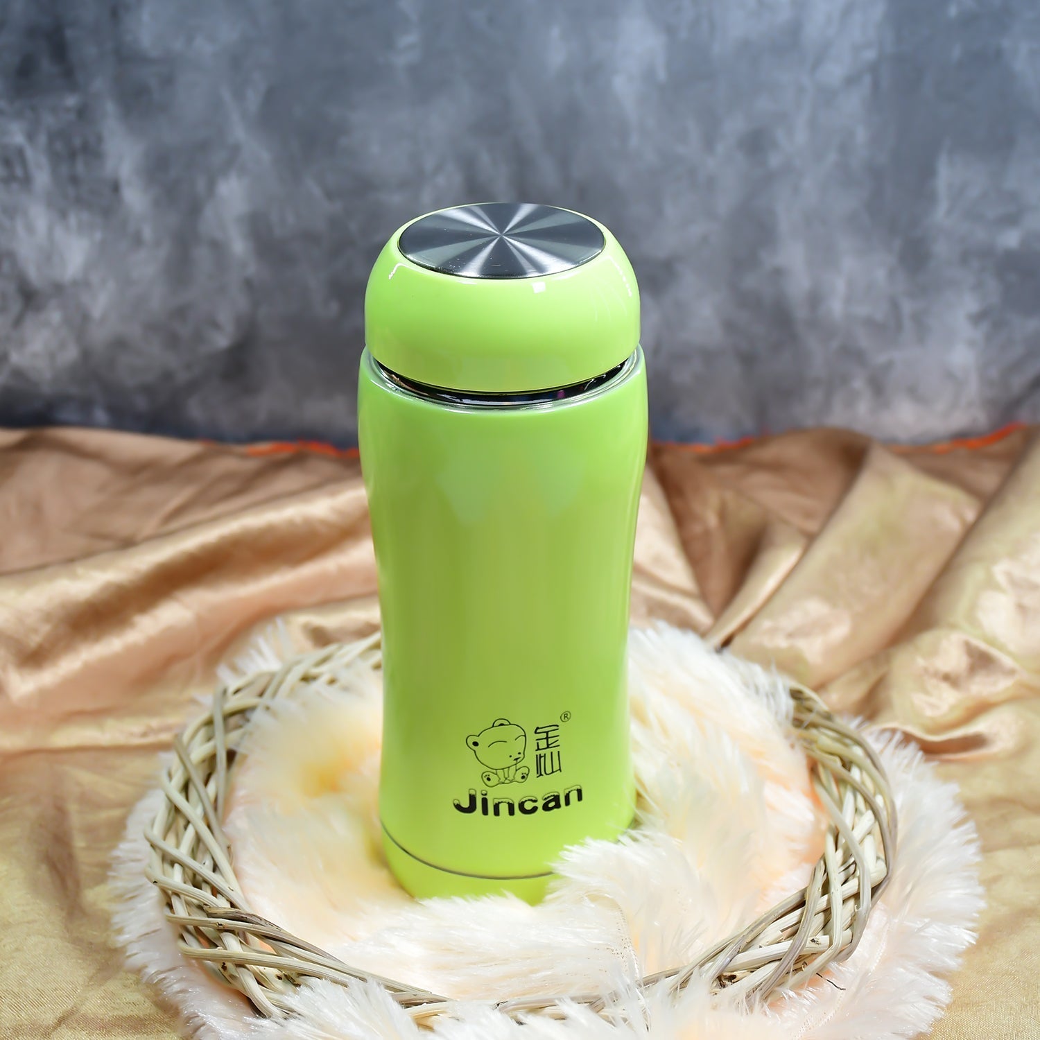 6460 1PC STAINLESS STEEL MIX BOTTLES FOR STORING WATER AND SOME OTHER TYPES OF BEVERAGES ETC. 6460 1PC STAINLESS STEEL MIX BOTTLES FOR STORING WATER AND SOME OTHER TYPES OF BEVERAGES ETC.